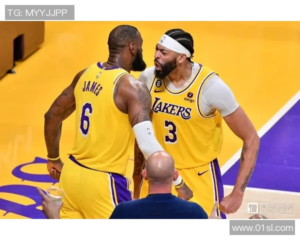 勒布朗-詹姆斯再次荣膺NBA明星赛首发阵容，传奇之路不断延续